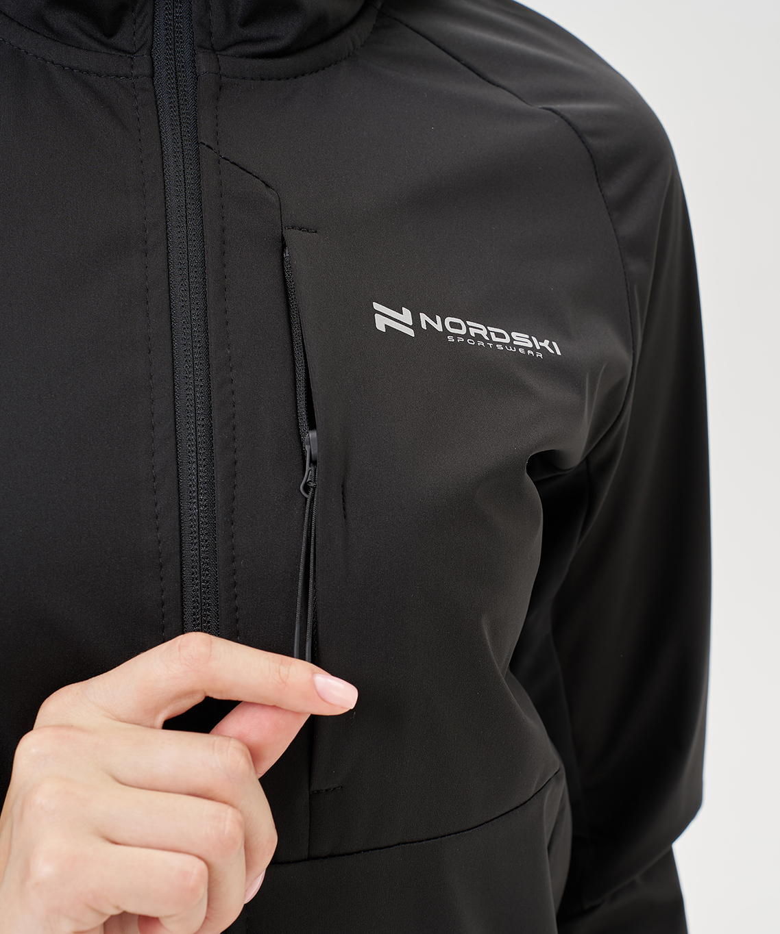 Тренировочная куртка Nordski PRO TOUR HOOD Black W